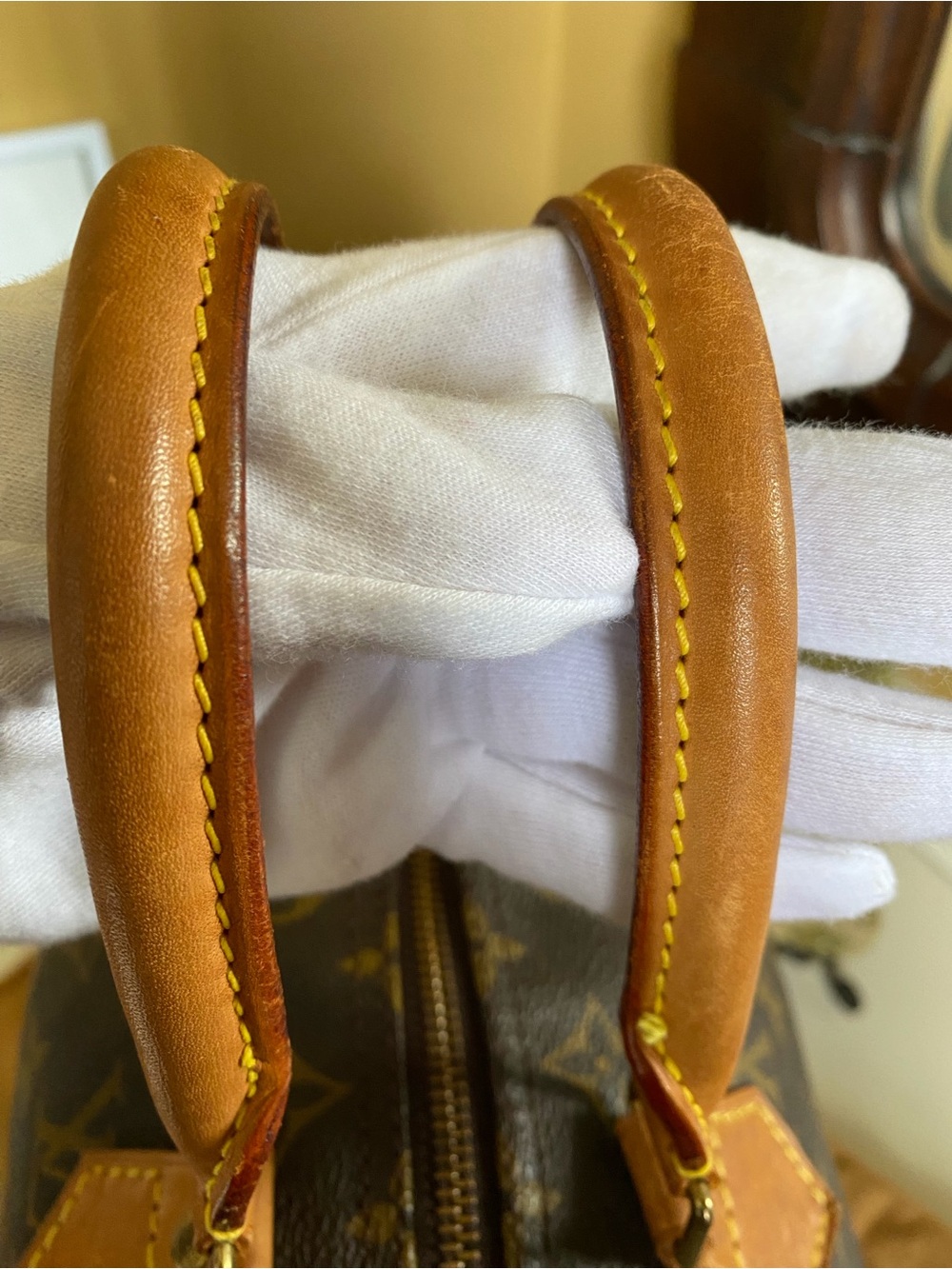Louis Vuitton Spèedy 30 Monogram Satchel - Picture 9 of 16